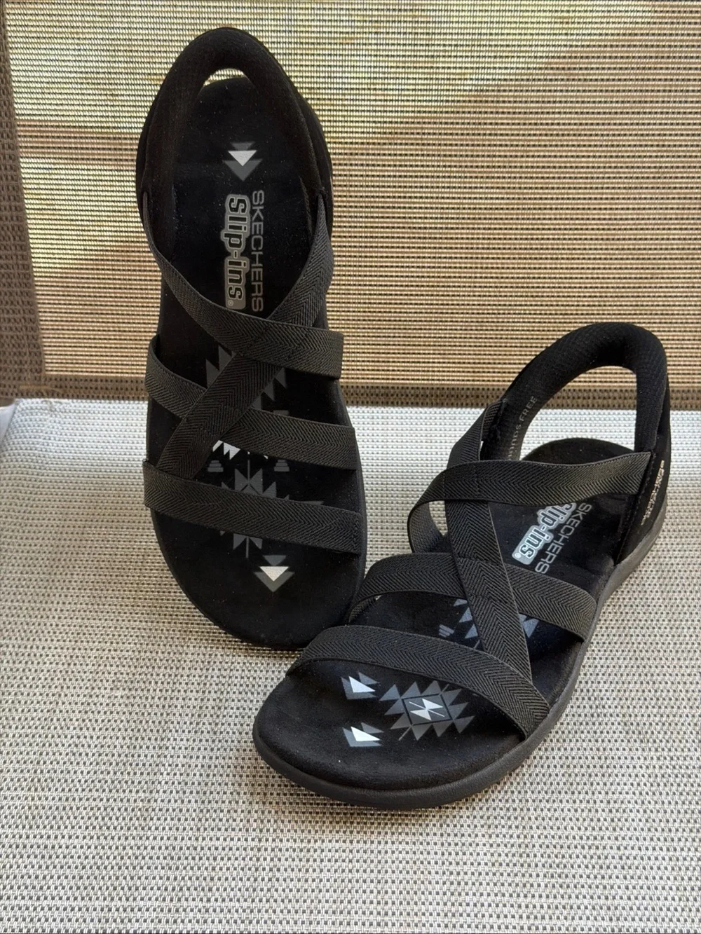 Skechers Hands Free Slip-Ins Reggae Slim Stretch Flex Black Strappy Sandals